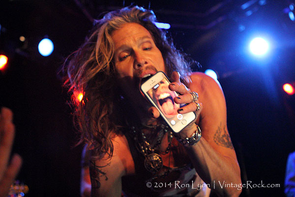 AEROSMITH & SLASH ANNOUNCE TOUR DATES and play surprise show at The Whisky  a Go Go