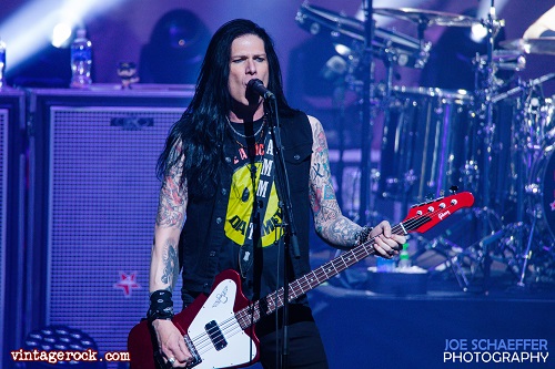 Slash Featuring Myles Kennedy: The River Is Rising Tour - Side Stage  Magazine